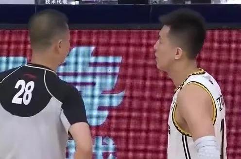 格莱尔跑标准篮球一级裁判_篮球来格尔跑规则_莱格尔跑规则标准二级篮球