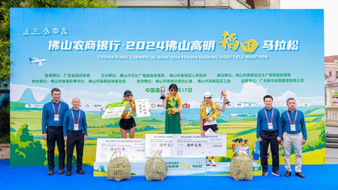 赵静游泳冠军_赵静游泳运动员_游泳冠军赵静简介