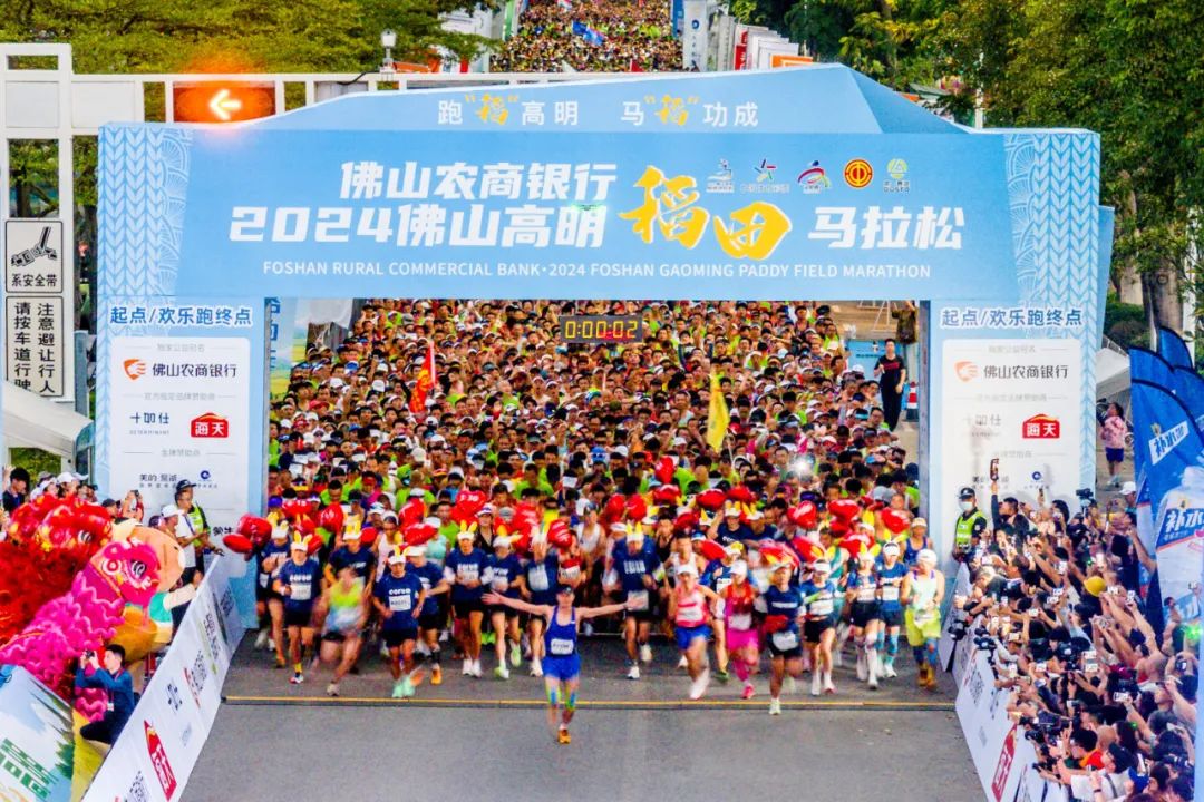 游泳冠军赵静简介_赵静游泳冠军_赵静游泳运动员