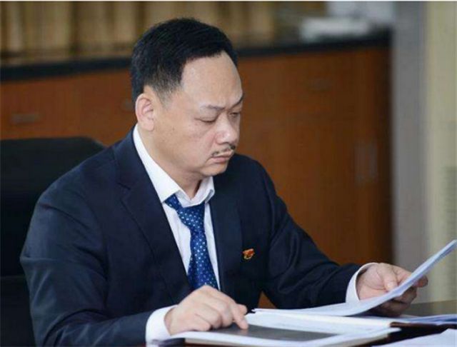 奥运举重冠军李雯雯_奥运第一届举重冠军_奥运举重冠军女子