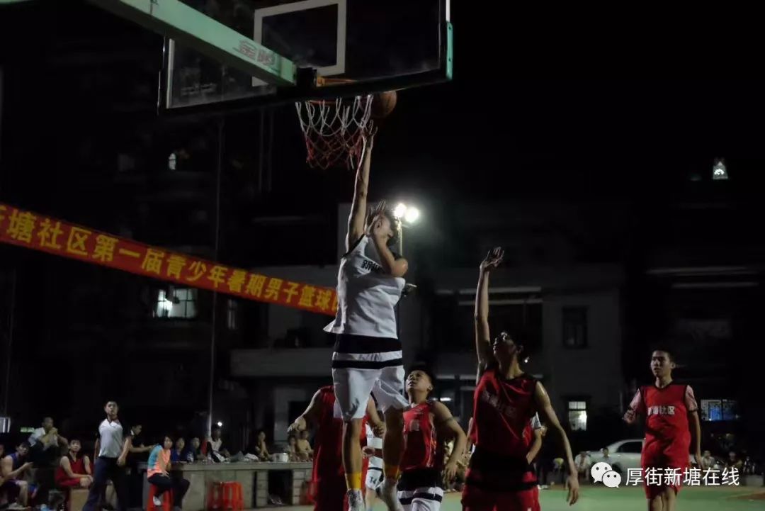 后卫篮球中锋规则图解_篮球后卫中锋前锋的定义_篮球规则中锋后卫
