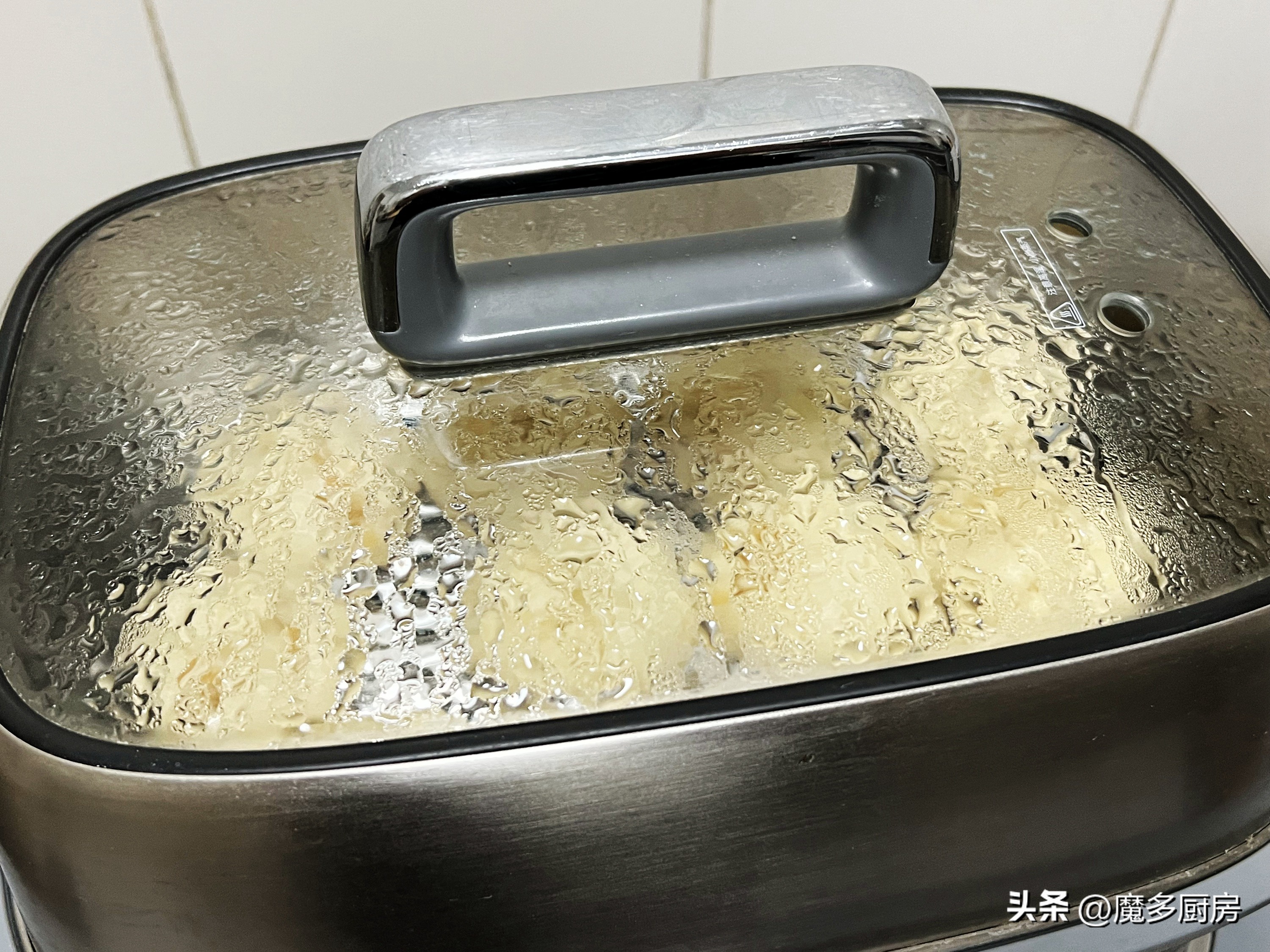 包子最简单的方法_包子生活小技巧_包子的技巧和手法视频