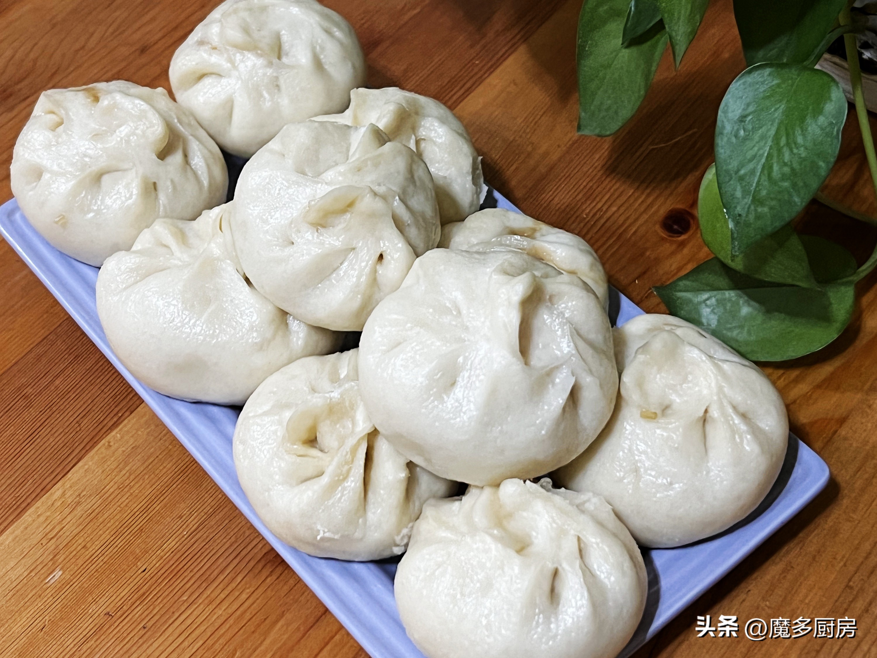 包子最简单的方法_包子生活小技巧_包子的技巧和手法视频