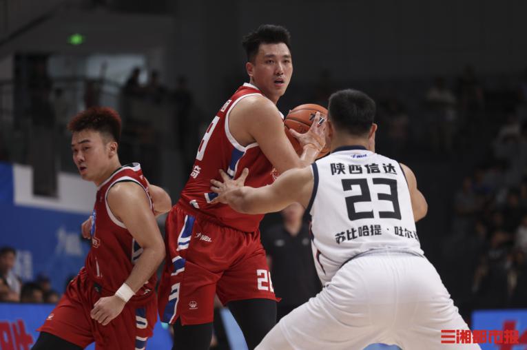 篮球长沙冠军是谁_长沙篮球冠军_长沙篮球运动员