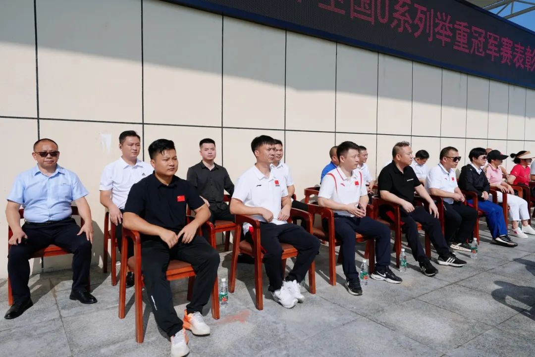 中国举重冠军2020_中国举重冠军多少斤_08年的中国举重冠军